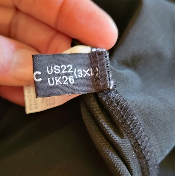 Boomchic Black Dress Pants with Pearl Accent Hem Slit 3X - Picture 7 of 7